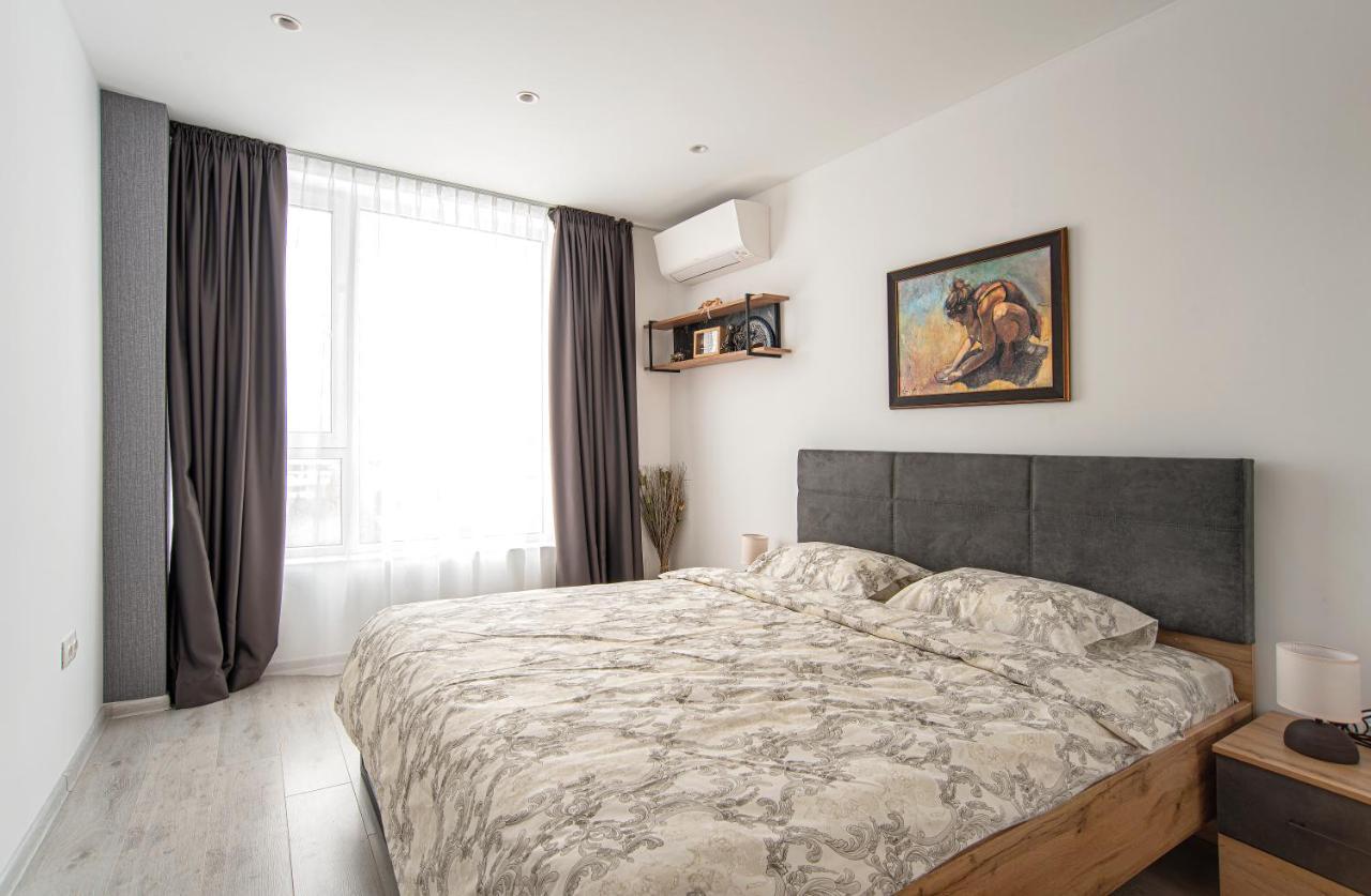 Sunny & Stylish Brand New 2Bdr Apartment + Parking 索菲亞 外观 照片